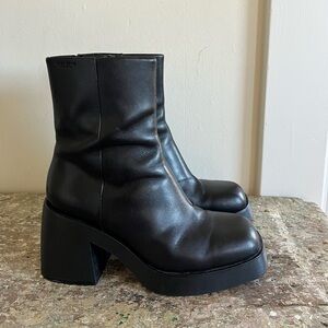 Vagabond Black Leather Boots